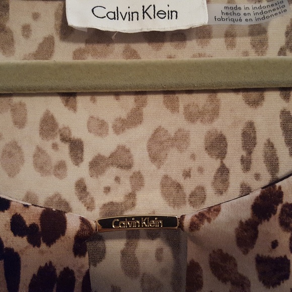 🐯 Cheetah Blouse - Picture 3 of 4